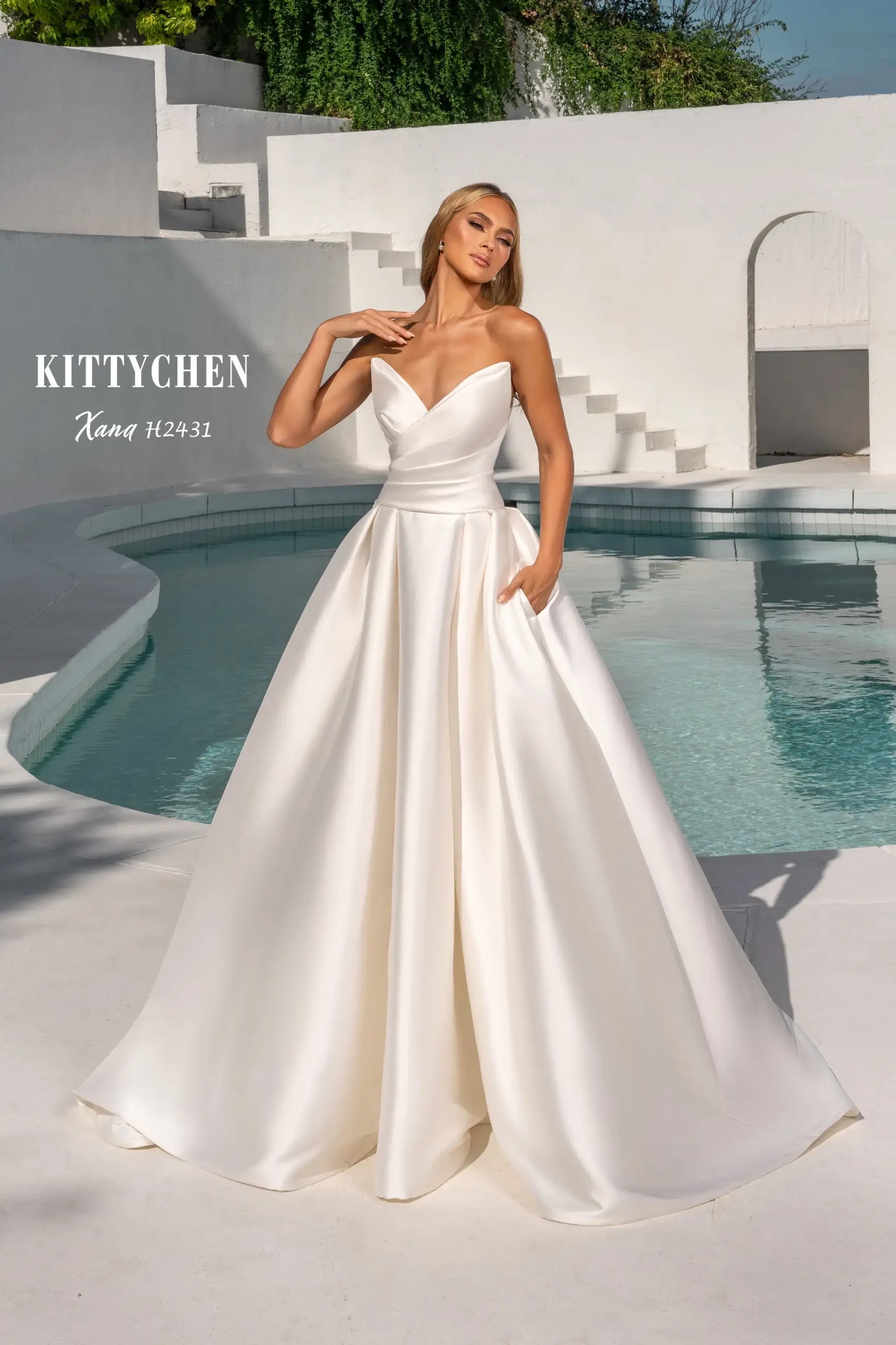 Customizing Your Wedding Dress: How to Make It Uniquely Yours Image