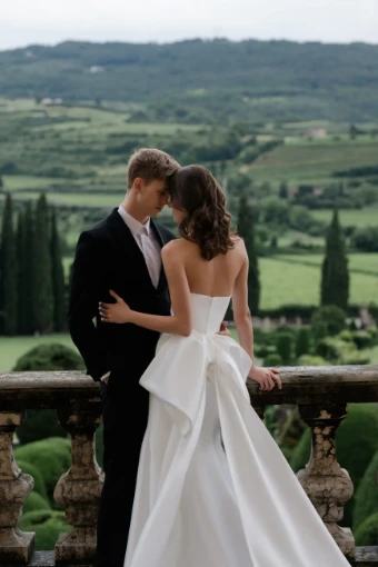 Live’e Collection #2 thumbnail