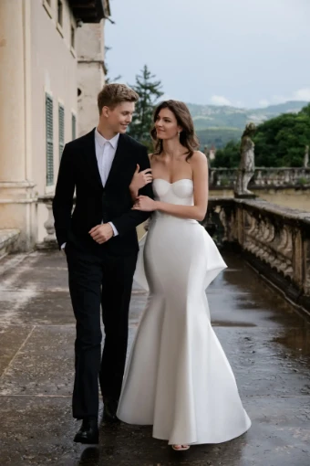 Live’e Collection #10 thumbnail