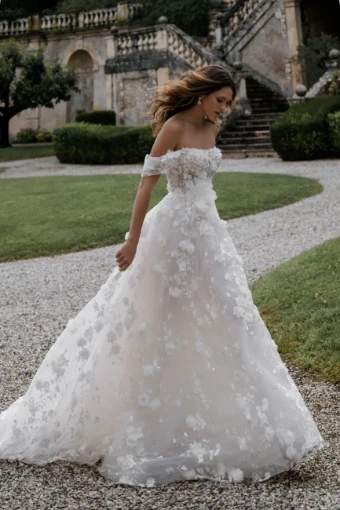 Live’e Collection #11 thumbnail