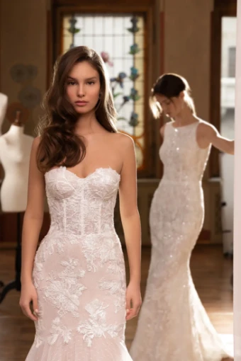 Live’e Collection #0 thumbnail